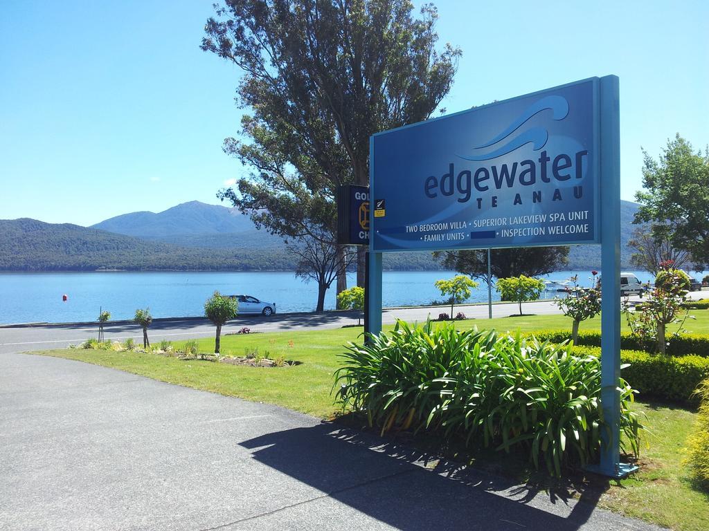 Edgewater Motel Te Anau Exteriör bild